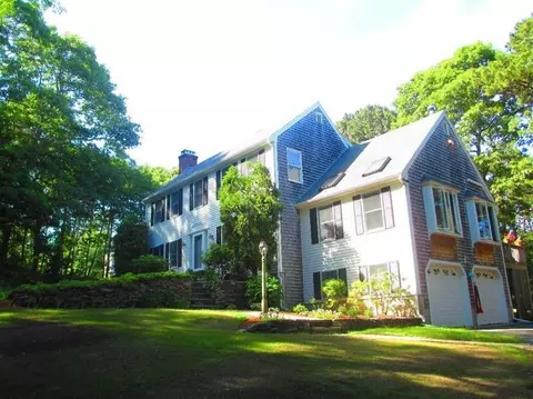 15 Sheep Meadow Rd, West Barnstable, MA 02668 photo 3