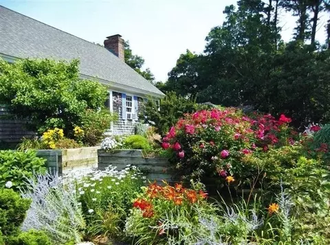35 Kerry Ln, Eastham, MA 02642 photo 2