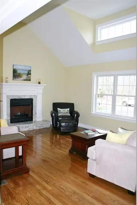 49 Schooner Ln, Hyannis, MA 02601 photo 7