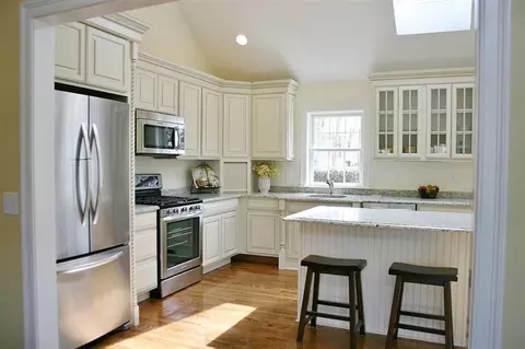 49 Schooner Ln, Hyannis, MA 02601 photo 9