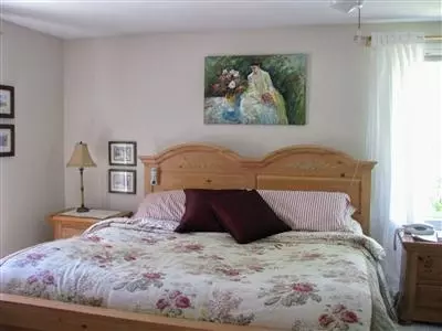 5 Lantern Ln, Mashpee, MA 02649 photo 9