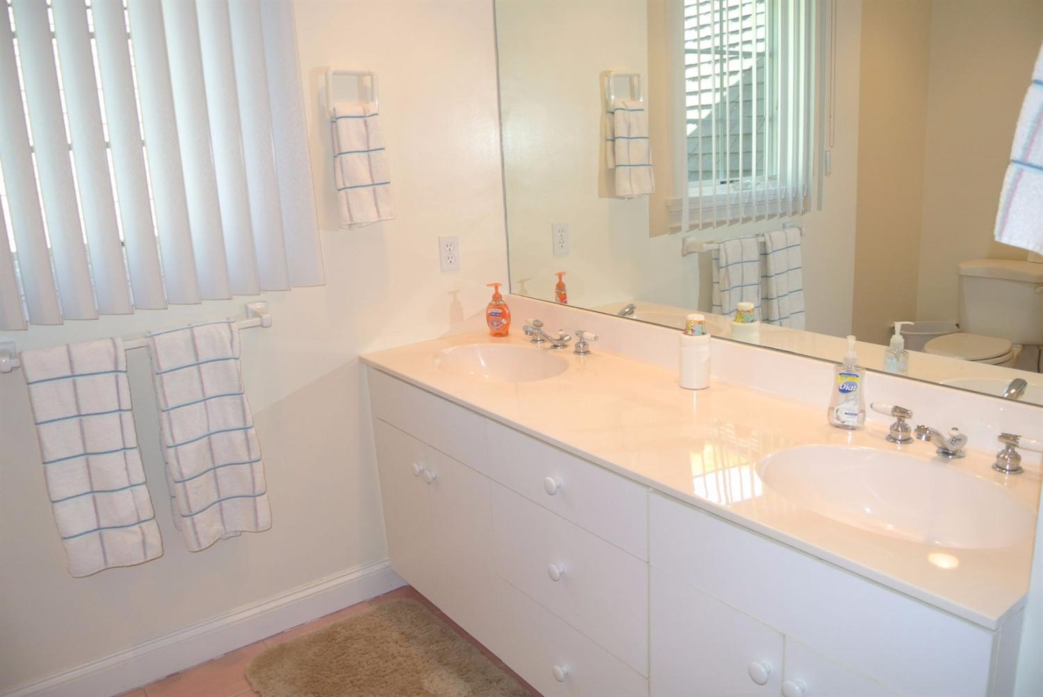 13 Surrey Pl, Mashpee, MA 02649 photo 19