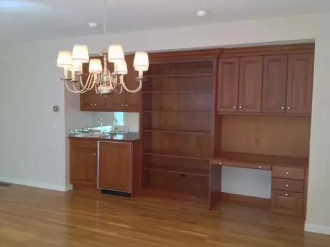 6 Surrey Pl, Mashpee, MA 02649 photo 8