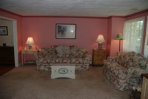 20 Debbie Ln, Mashpee, MA 02649 photo 7