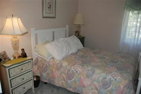 20 Debbie Ln, Mashpee, MA 02649 photo 12