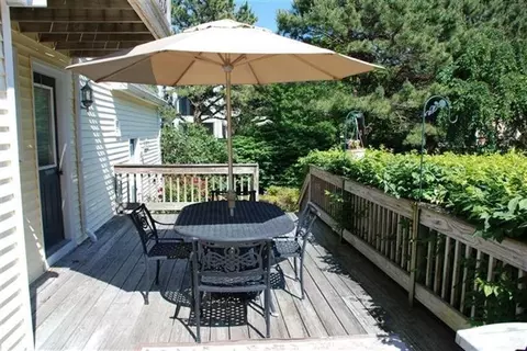 20 Debbie Ln, Mashpee, MA 02649 photo 16