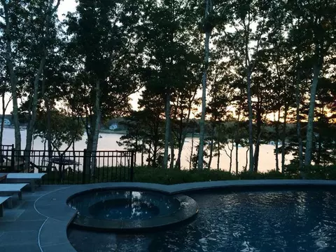252 Clamshell Cv, Cotuit, MA 02635 photo 8