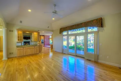 53 Eagle Dr, Mashpee, MA 02649 photo 11