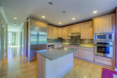 53 Eagle Dr, Mashpee, MA 02649 photo 16