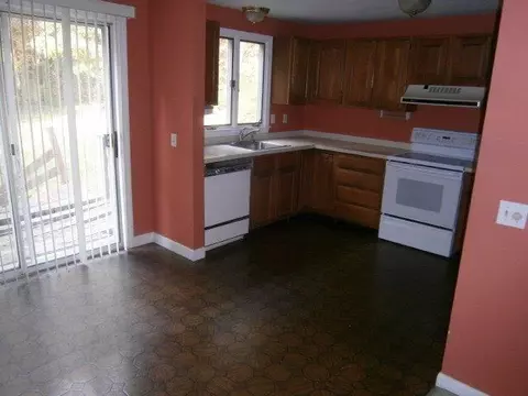 589 Skunknet Rd, Centerville, MA 02632 photo 5