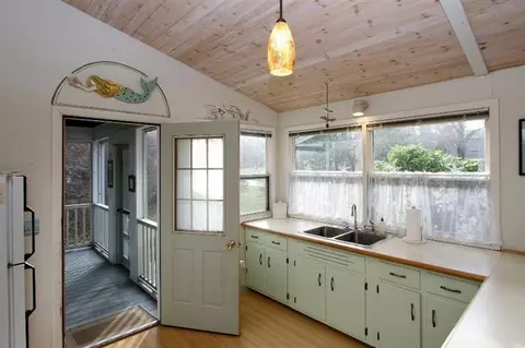 83 Spring Ln, Brewster, MA 02631 photo 3