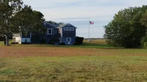 19 Haystack Ln, Edgartown, MA 02539 photo 2
