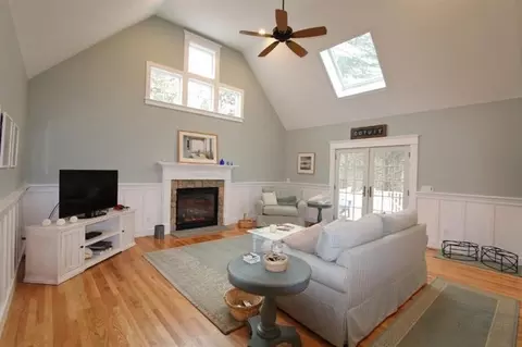 39 Dovetail Ln, Cotuit, MA 02635 photo 9