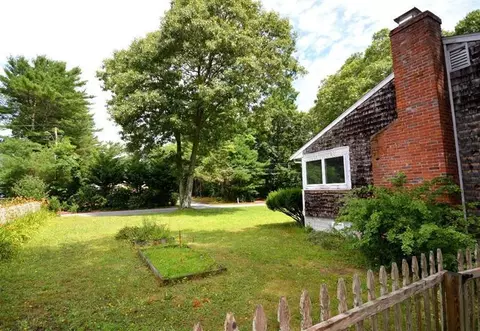 97 Cayuga Ave, Mashpee, MA 02649 photo 11