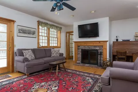 276 Old Jail Ln, Barnstable, MA 02630 photo 5
