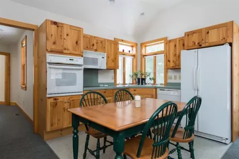 276 Old Jail Ln, Barnstable, MA 02630 photo 17
