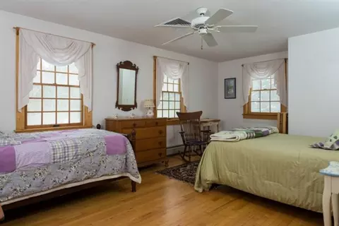 276 Old Jail Ln, Barnstable, MA 02630 photo 13