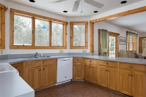 276 Old Jail Ln, Barnstable, MA 02630 photo 9