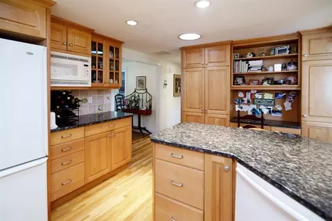 70 Joan Rd, Centerville, MA 02632 photo 8