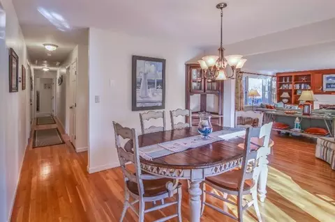 48 Mill St, Edgartown, MA 02539 photo 9