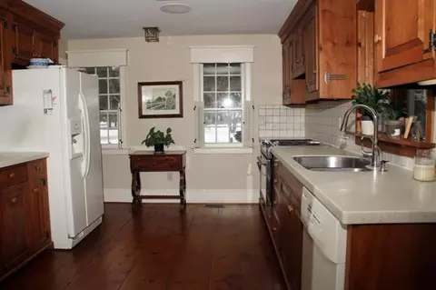 148 Point Hill Rd, West Barnstable, MA 02668 photo 3