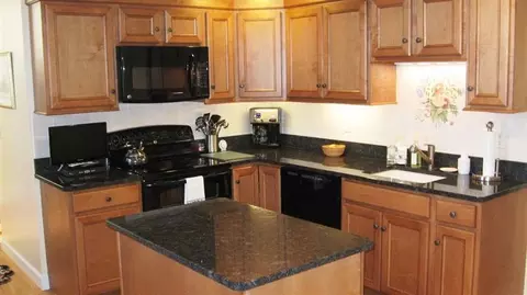 39 Regatta Dr, Mashpee, MA 02649 photo 14
