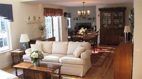 39 Regatta Dr, Mashpee, MA 02649 photo 11