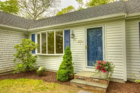 127 Riverview Ln, Centerville, MA 02632 photo 2
