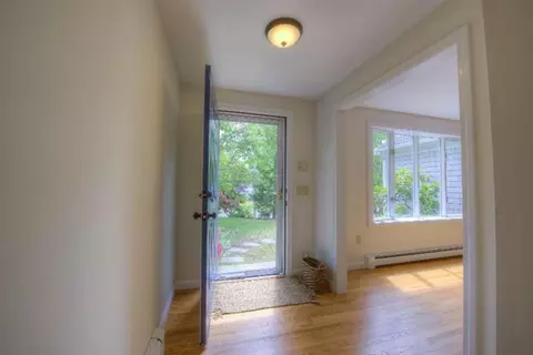 127 Riverview Ln, Centerville, MA 02632 photo 3