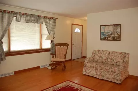 38 Braddock Cir, East Dennis, MA 02641 photo 8