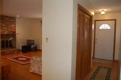 38 Braddock Cir, East Dennis, MA 02641 photo 3