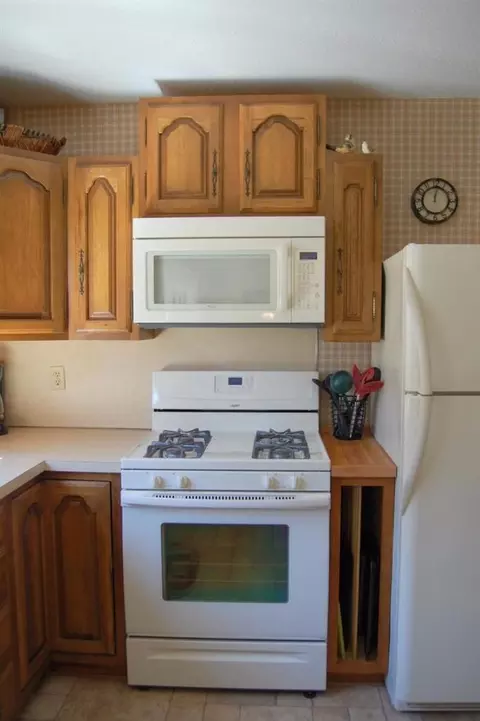 85 Thorne Rd, Eastham, MA 02642 photo 12