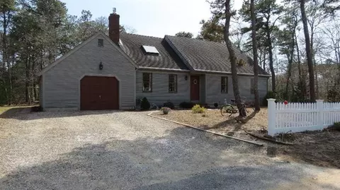 415 Mckoy Rd, Eastham, MA 02642 photo 2