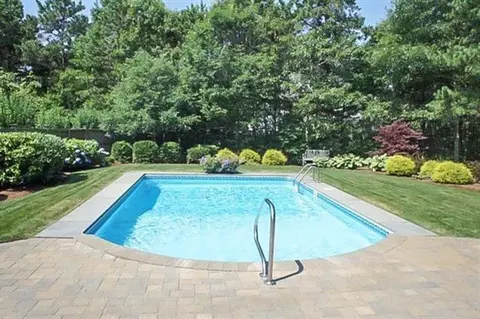 44 Eagle Dr, Mashpee, MA 02649 photo 3