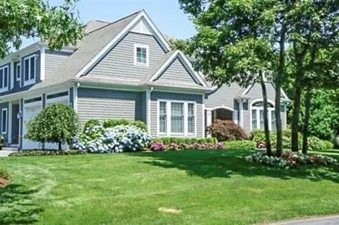 44 Eagle Dr, Mashpee, MA 02649 photo 1