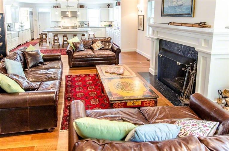 12 Spring St, Vineyard Haven, MA 02568 photo 3