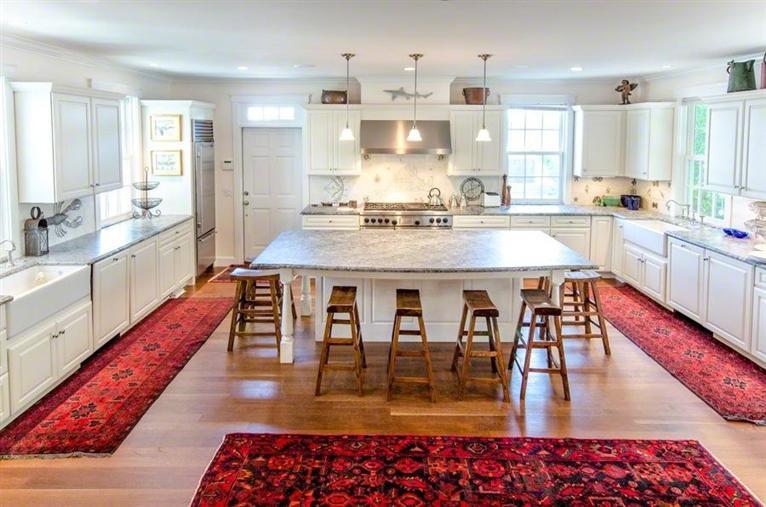 12 Spring St, Vineyard Haven, MA 02568 photo 6