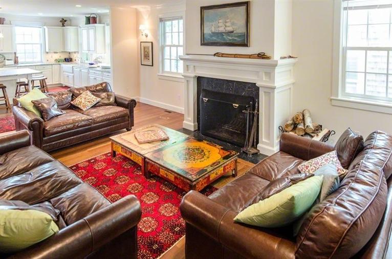 12 Spring St, Vineyard Haven, MA 02568 photo 5