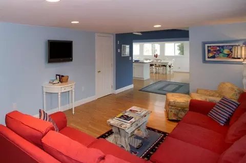 31 Clover Ln, Mashpee, MA 02649 photo 11