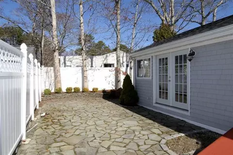 31 Clover Ln, Mashpee, MA 02649 photo 7