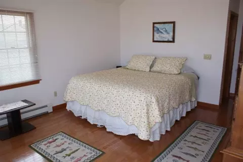 40 Phillips Rd, Sagamore Beach, MA 02562 photo 10