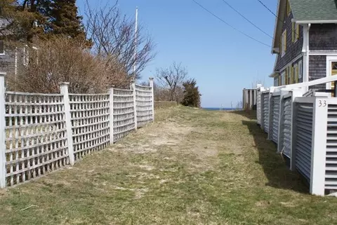 40 Phillips Rd, Sagamore Beach, MA 02562 photo 17