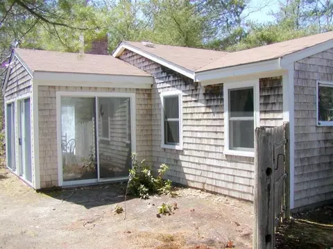 876 Old Stage Rd, Centerville, MA 02632 photo 9
