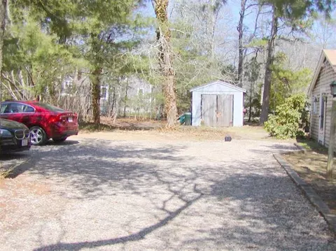 876 Old Stage Rd, Centerville, MA 02632 photo 14