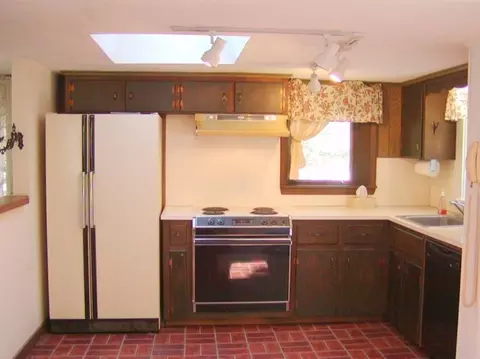 876 Old Stage Rd, Centerville, MA 02632 photo 2
