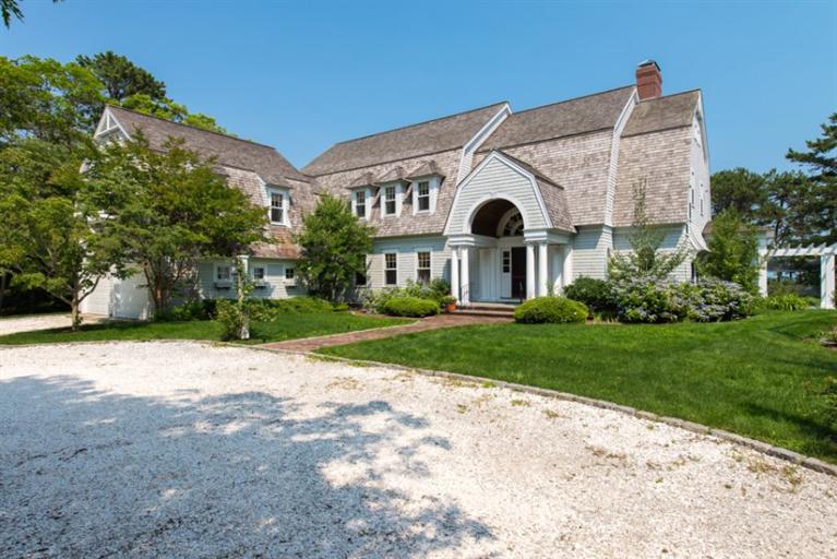 160 Vineyard Rd, Cotuit, MA 02635 photo 4