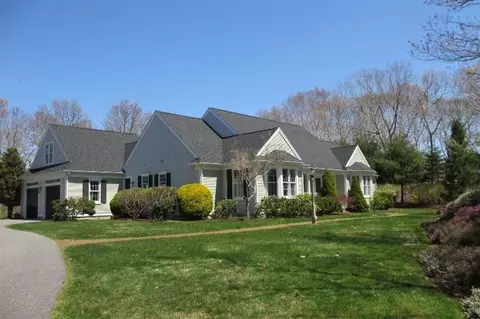 100 Hamstead Ln, Cummaquid, MA 02637 photo 1