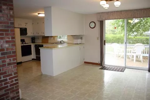 33 Goose Point Rd, Centerville, MA 02632 photo 8