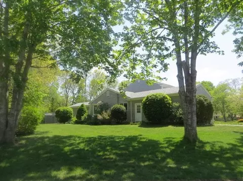 45 Dunaskin Rd, Centerville, MA 02632 photo 3