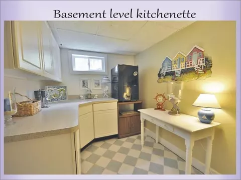 22 Priscilla Rd, Sagamore Beach, MA 02562 photo 18